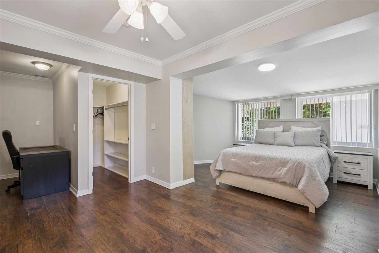 Image 9 of 28 For 334 Howry Avenue