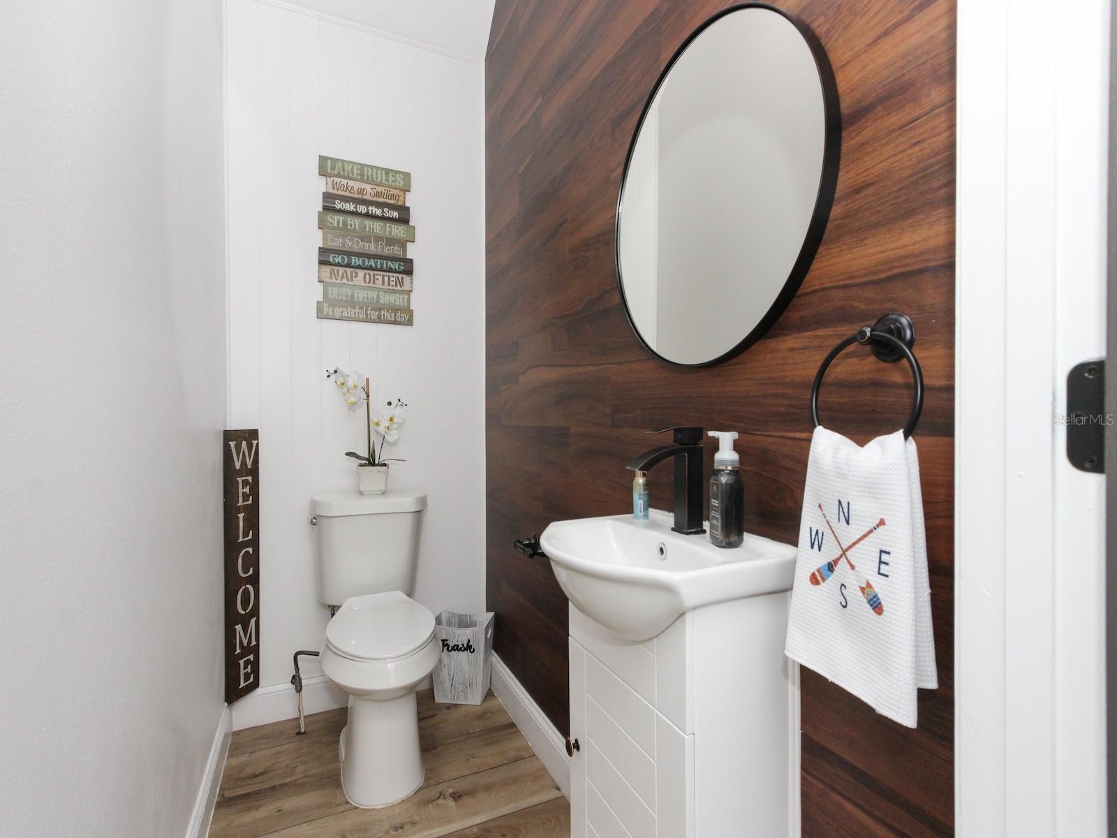 Image 19 of 61 For 687 Statenville Court