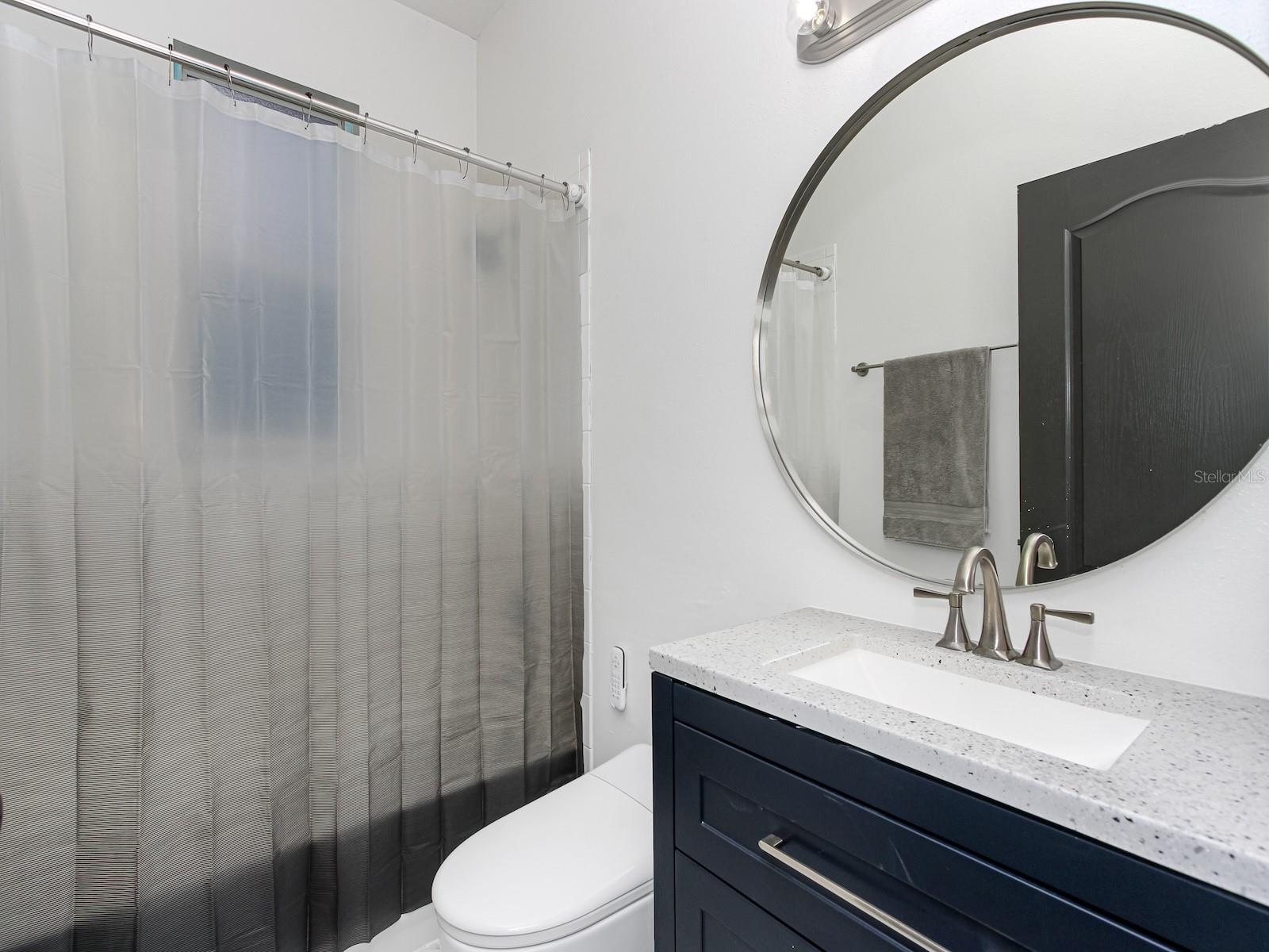 Image 33 of 61 For 687 Statenville Court