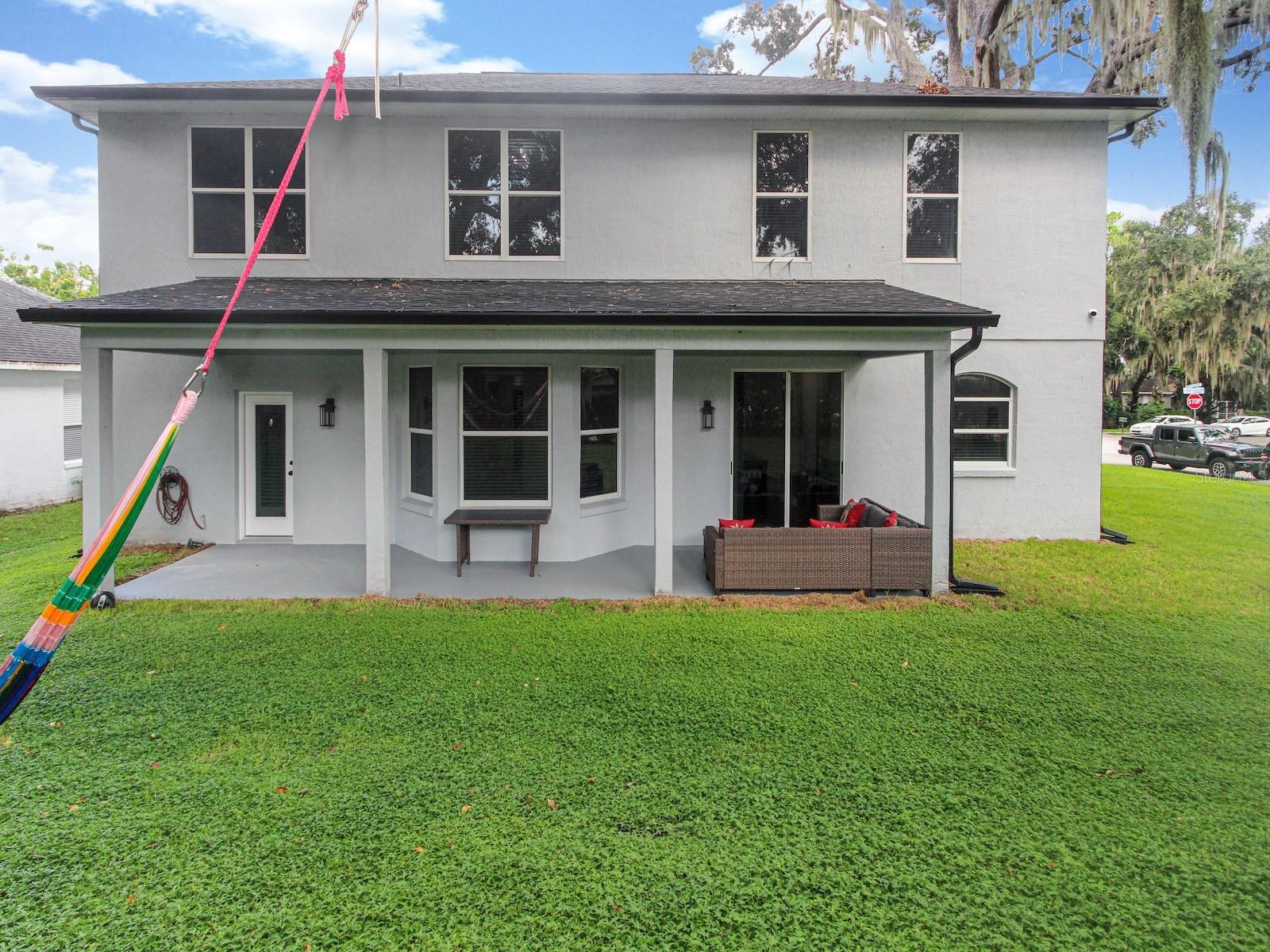 Image 39 of 61 For 687 Statenville Court