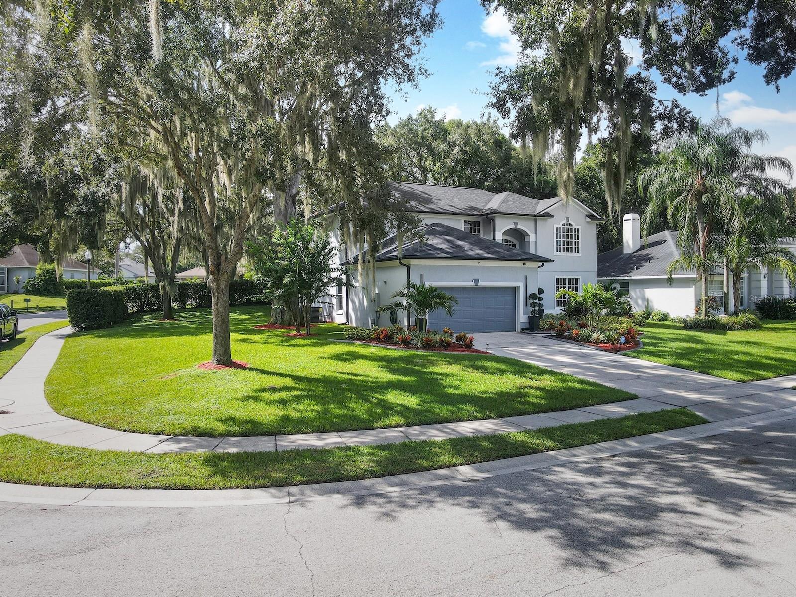 Image 45 of 61 For 687 Statenville Court