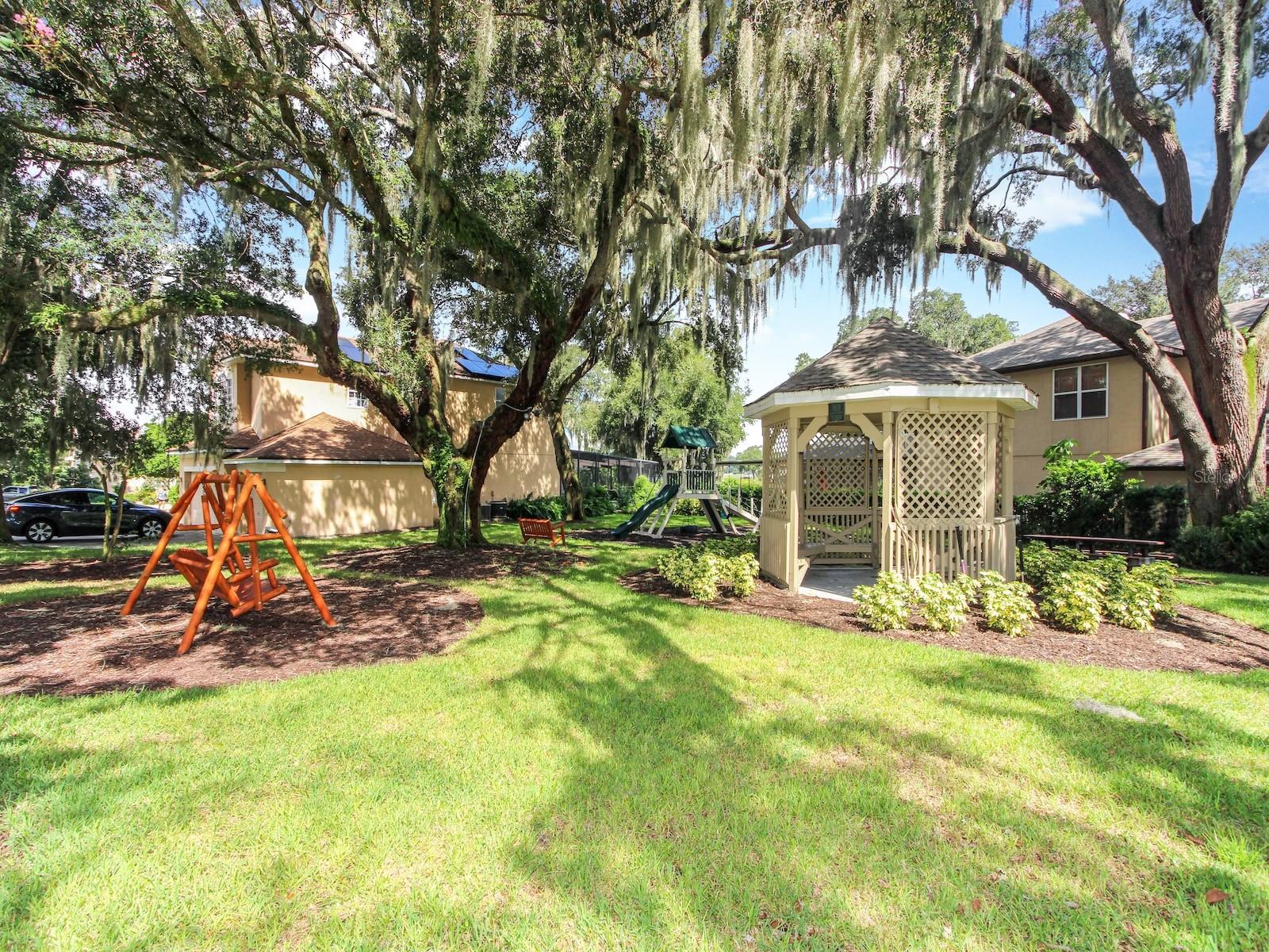 Image 48 of 61 For 687 Statenville Court