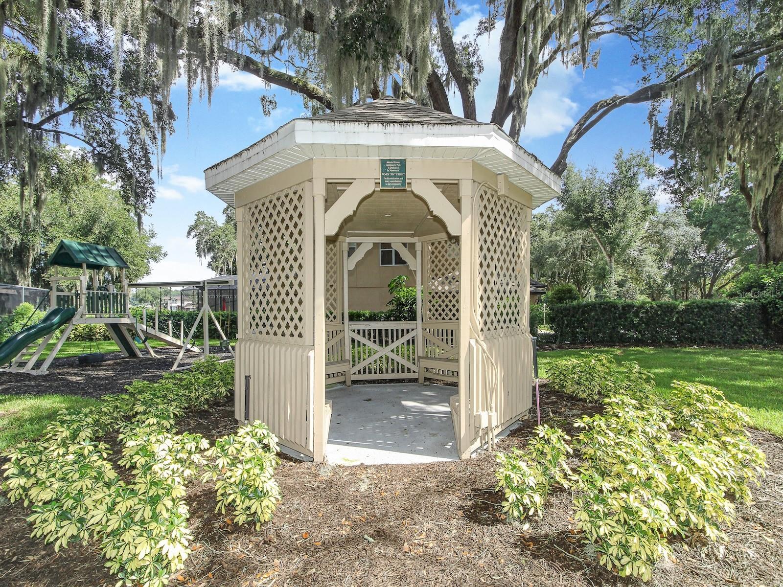 Image 52 of 61 For 687 Statenville Court