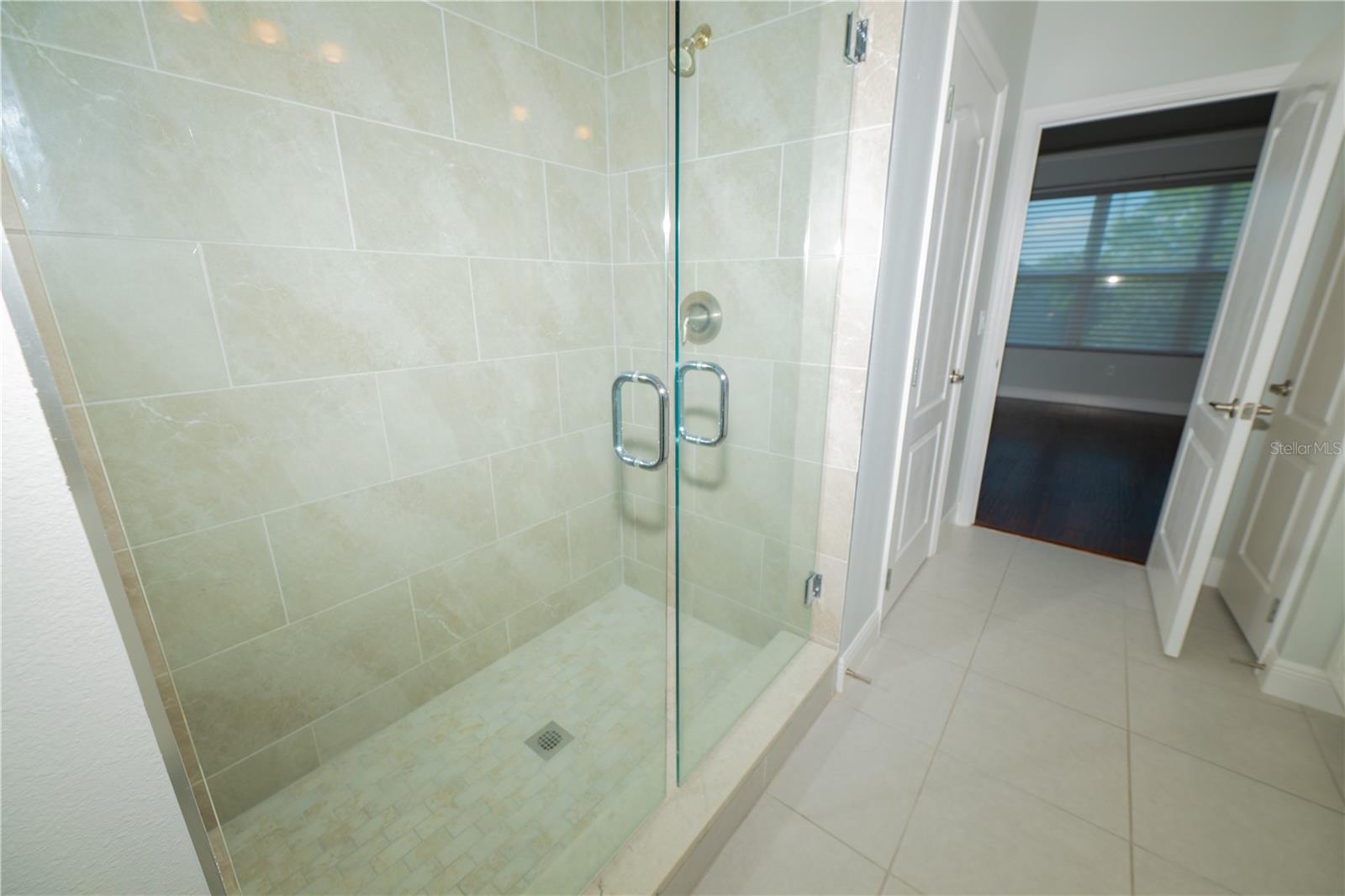 Image 13 of 27 For 8301 Foster Drive 8301