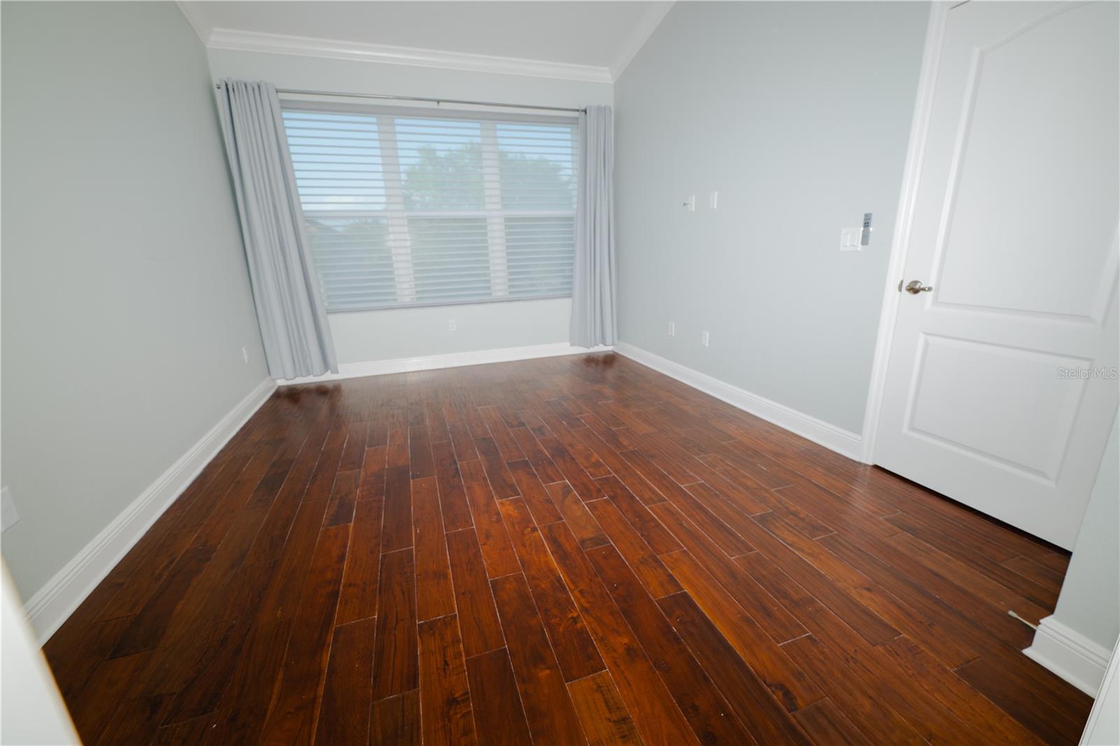 Image 16 of 27 For 8301 Foster Drive 8301