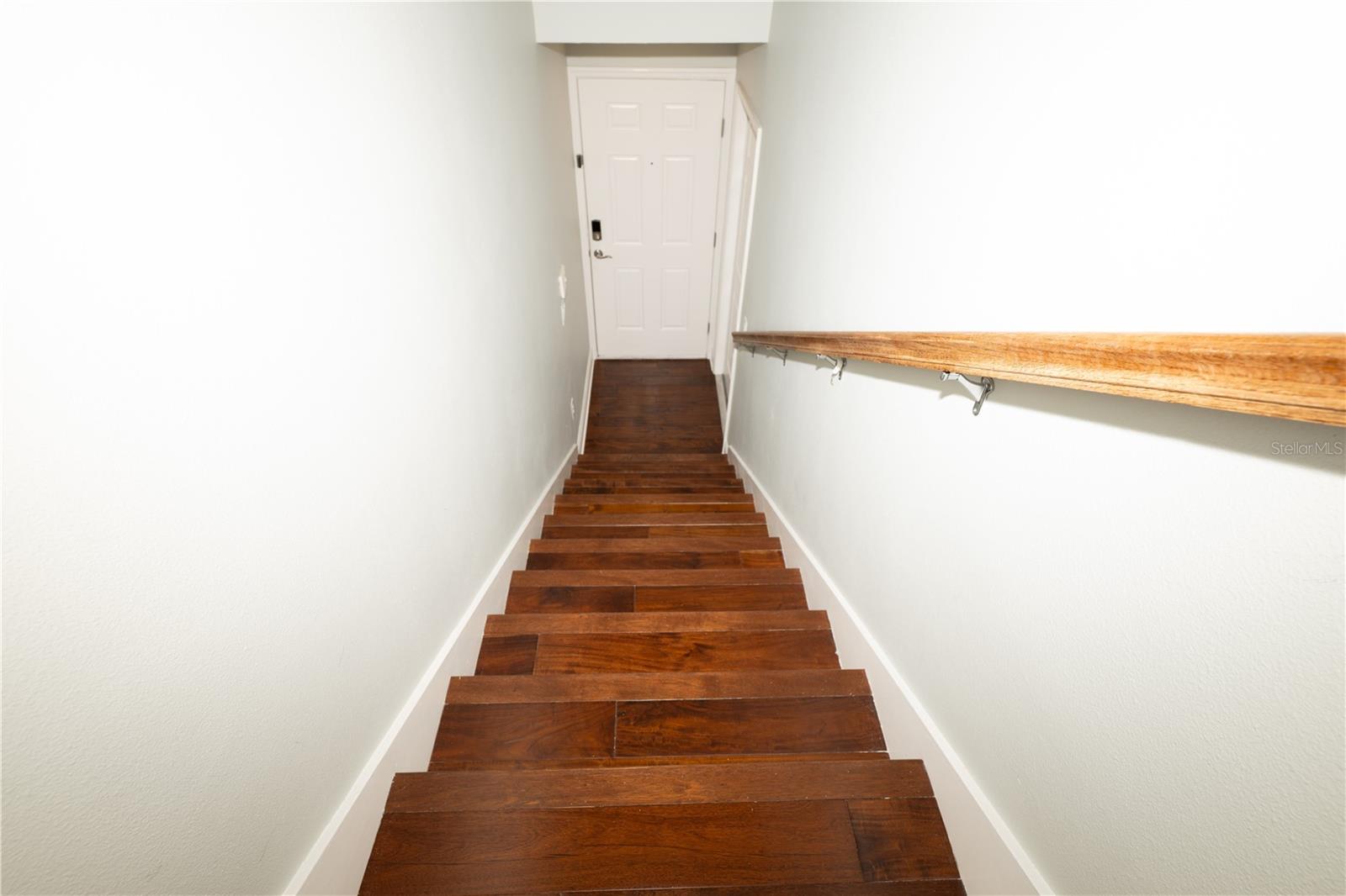 Image 26 of 27 For 8301 Foster Drive 8301