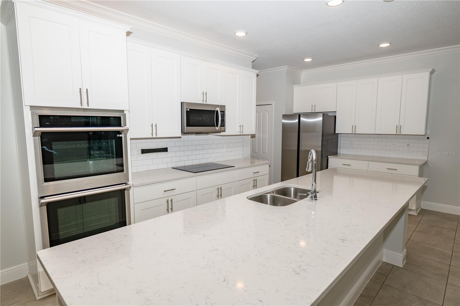 Image 17 of 61 For 375 Villa Sorrento Circle