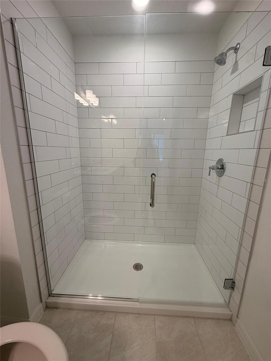 Image 14 of 17 For 11342 Nona Sound Street