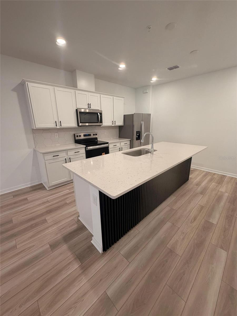 Image 3 of 17 For 11342 Nona Sound Street