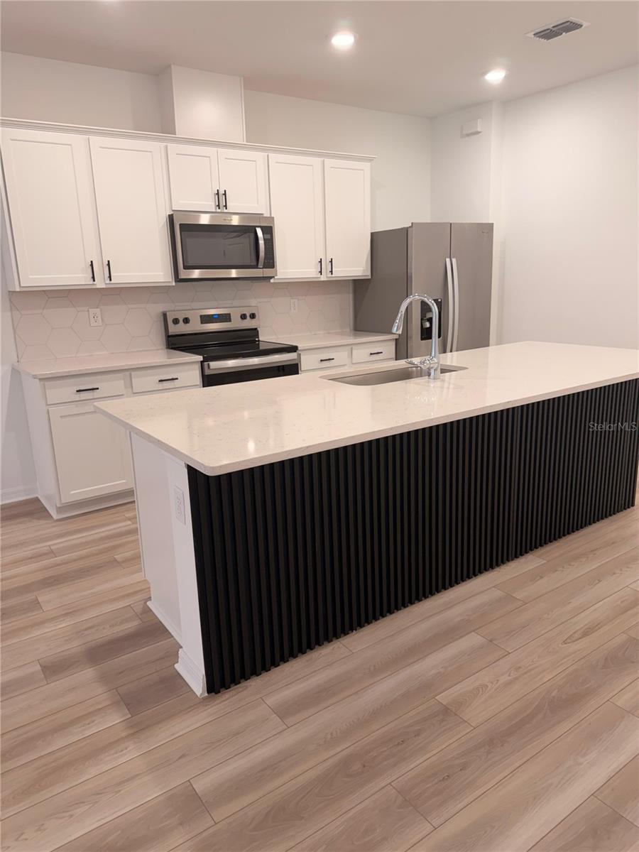 Image 6 of 17 For 11342 Nona Sound Street