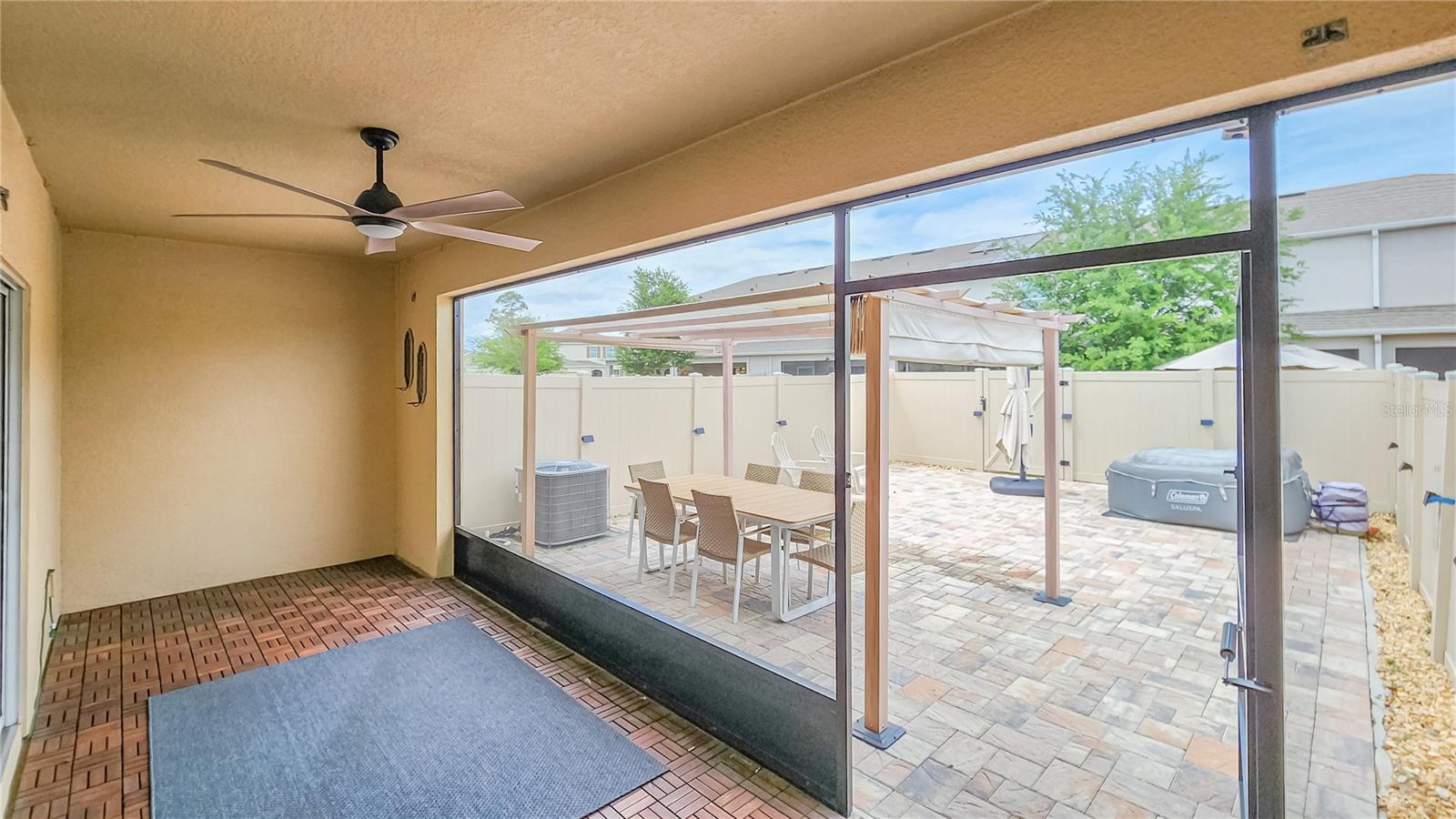 Image 16 of 32 For 9039 Alba Lane