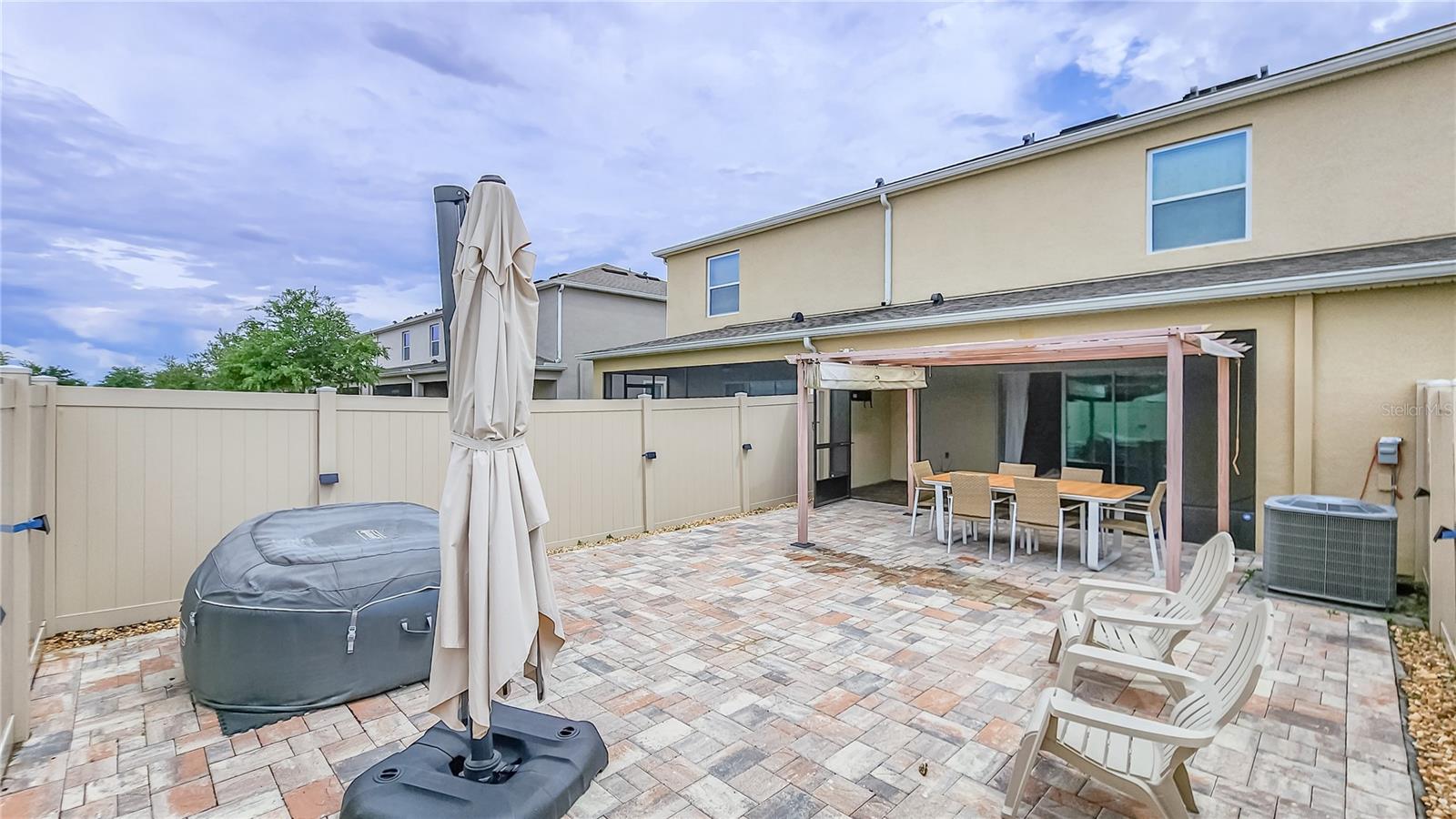 Image 18 of 32 For 9039 Alba Lane