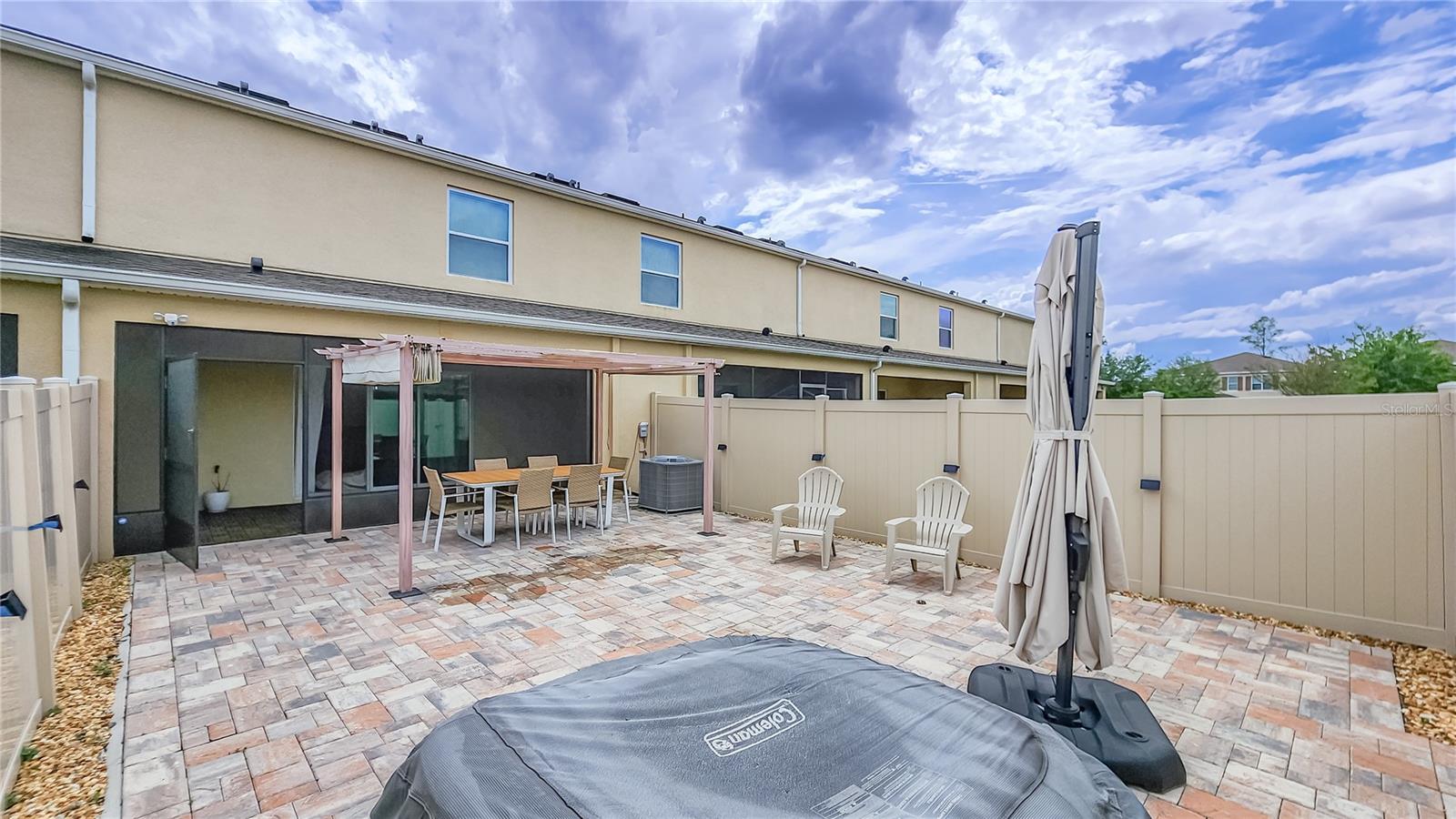 Image 19 of 32 For 9039 Alba Lane