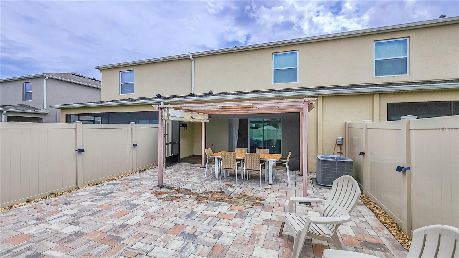 Image 20 of 32 For 9039 Alba Lane