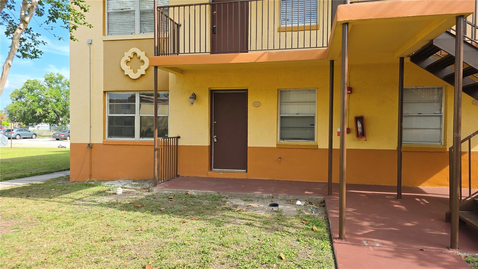 Image 2 of 23 For 719 Wyman Court 719 B