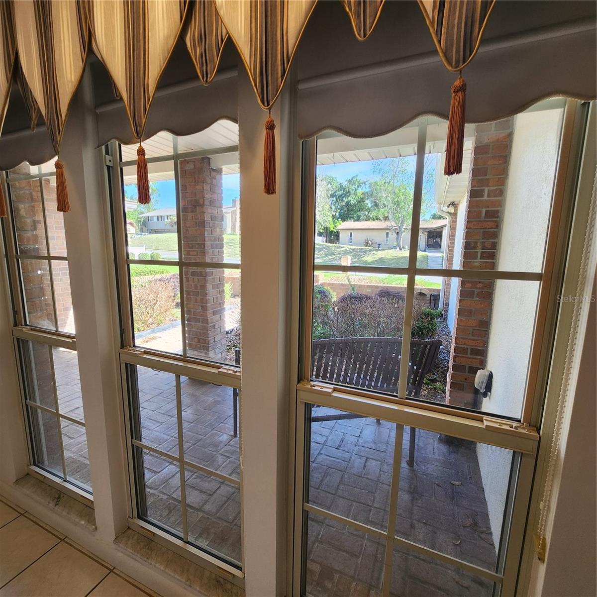 Image 24 of 42 For 3630 Miriam Drive