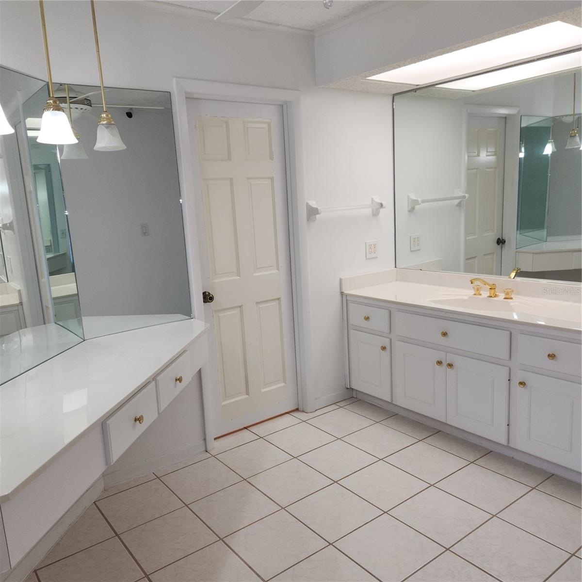 Image 28 of 42 For 3630 Miriam Drive