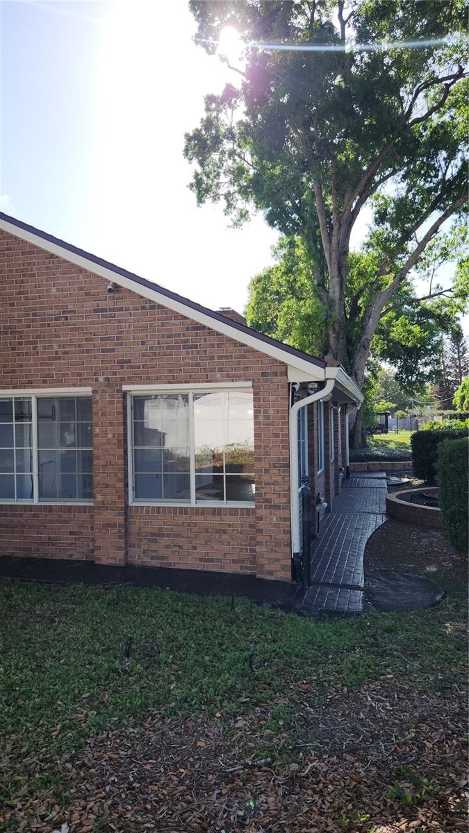 Image 6 of 42 For 3630 Miriam Drive