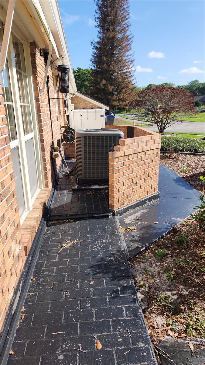 Image 9 of 42 For 3630 Miriam Drive