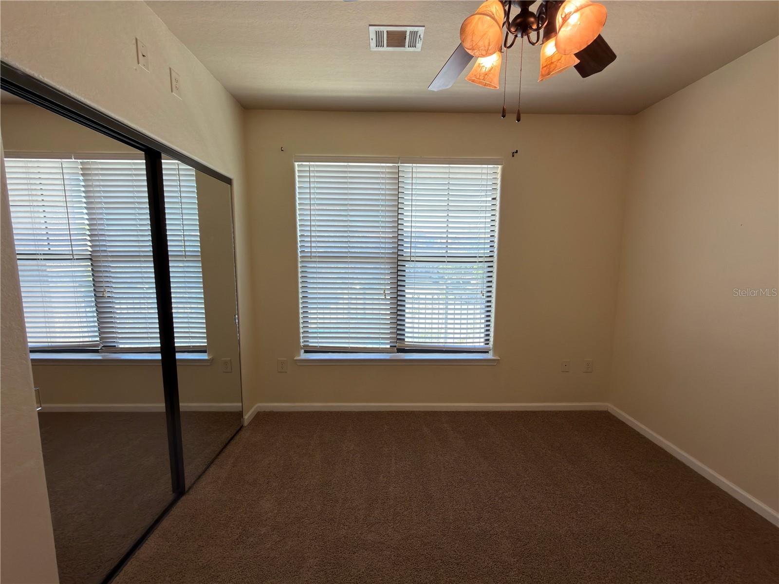 Image 4 of 17 For 902 Charo Parkway 624