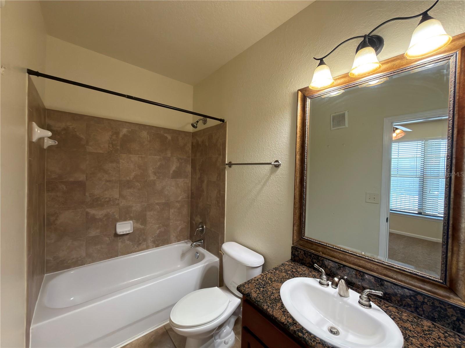 Image 6 of 17 For 902 Charo Parkway 624