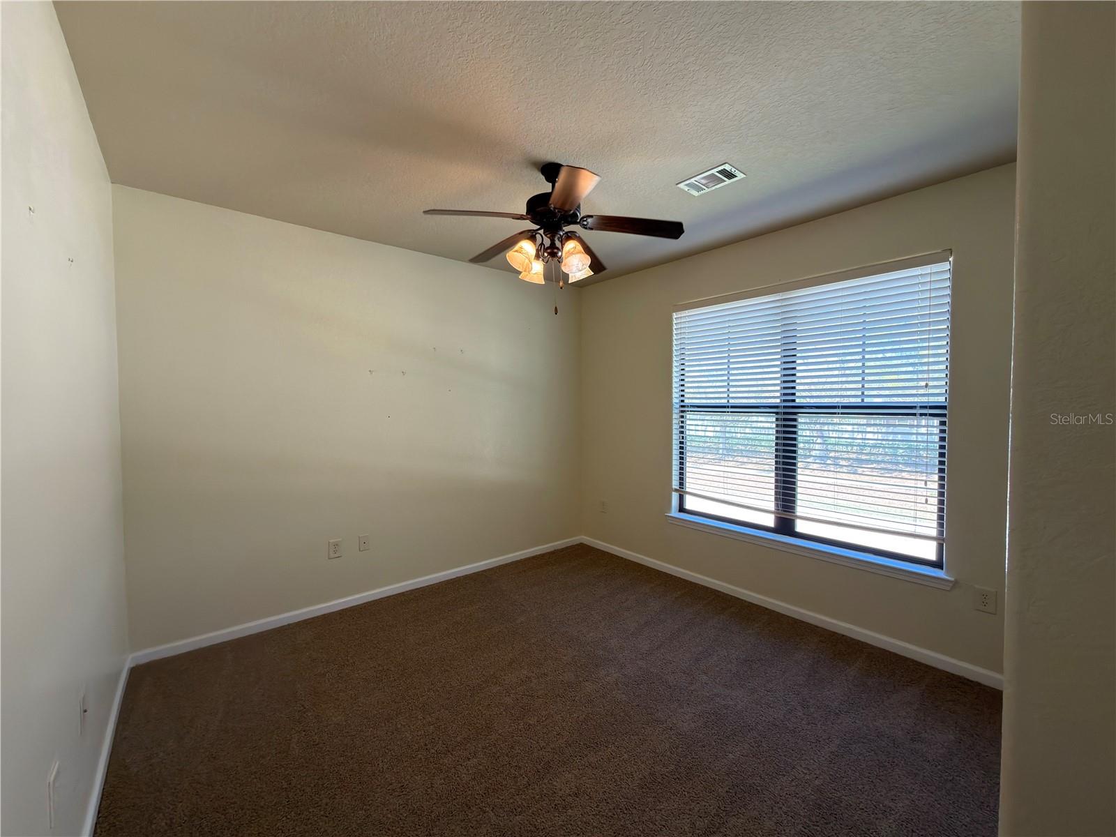 Image 7 of 17 For 902 Charo Parkway 624