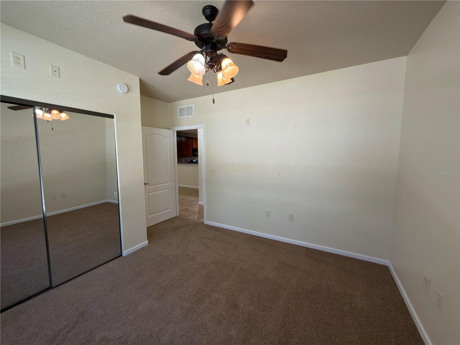 Image 8 of 17 For 902 Charo Parkway 624