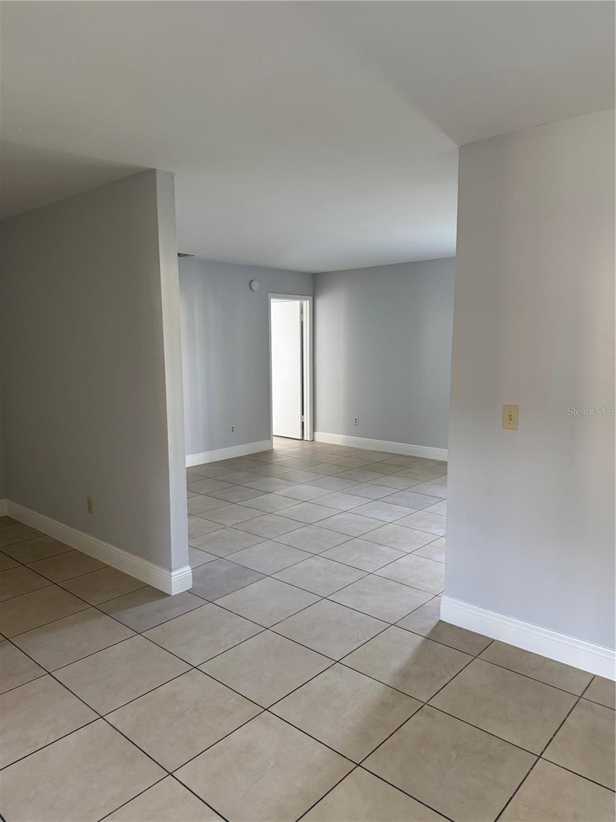 Image 11 of 20 For 891 Florida Parkway