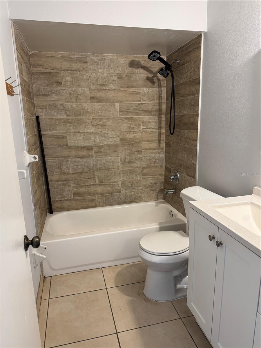 Image 13 of 20 For 891 Florida Parkway