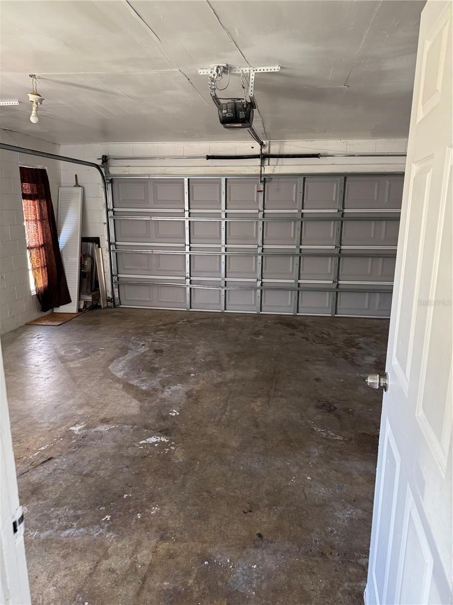 Image 19 of 20 For 891 Florida Parkway