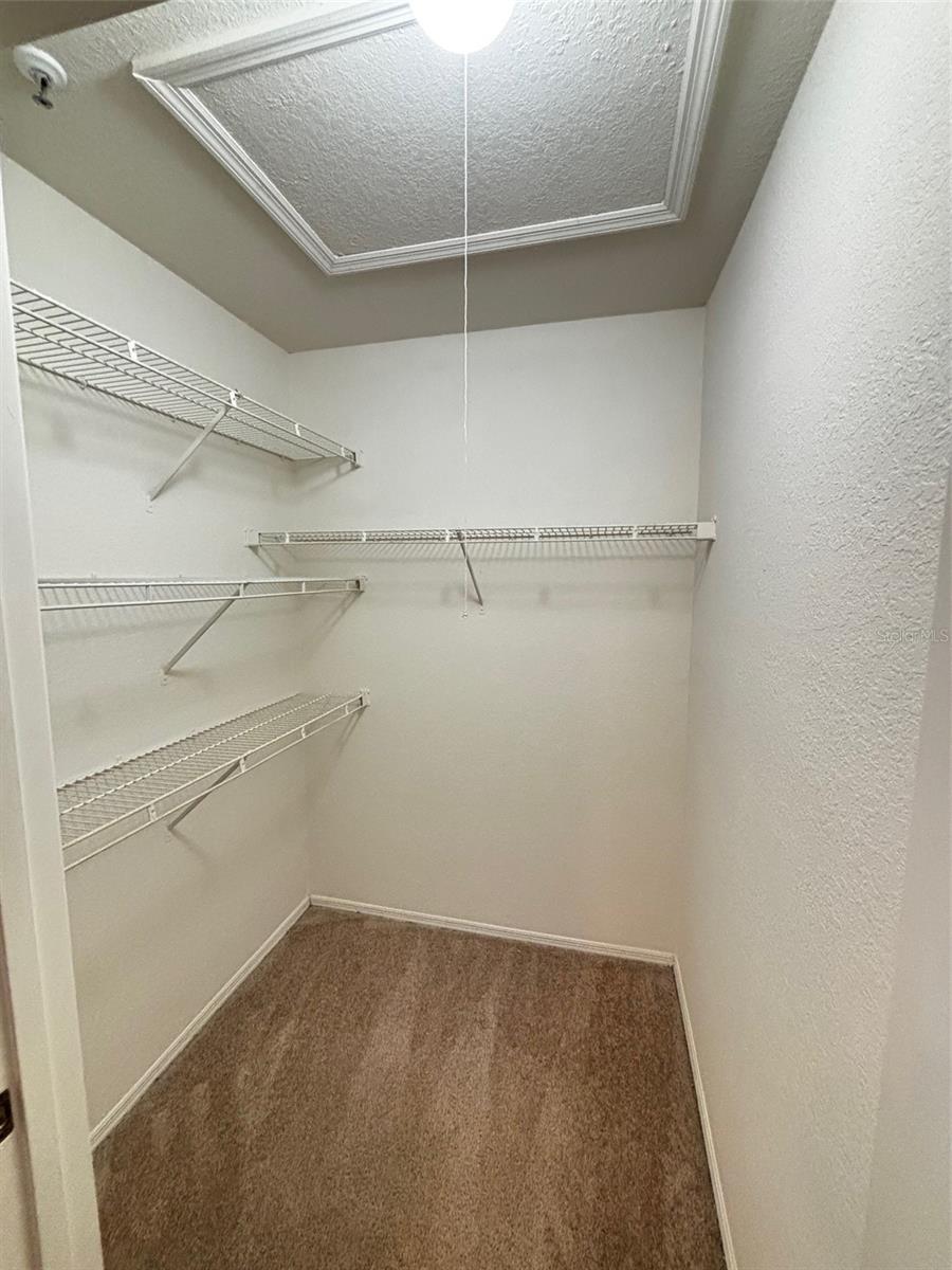 Image 11 of 24 For 1615 Columbia Arms Circle 251