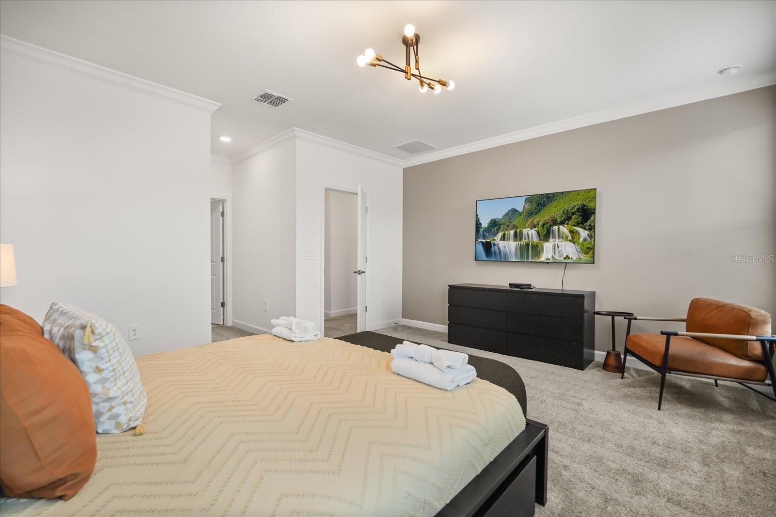 Image 26 of 52 For 8946 Play Through Drive