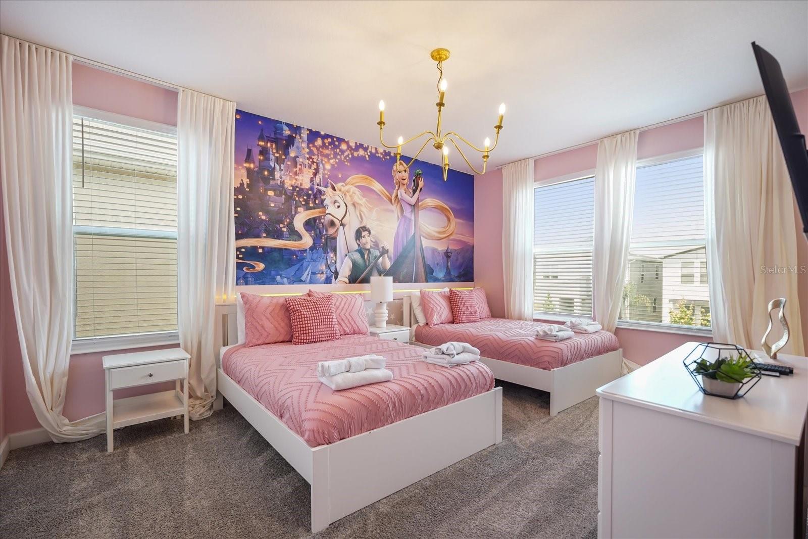 Image 29 of 52 For 8946 Play Through Drive