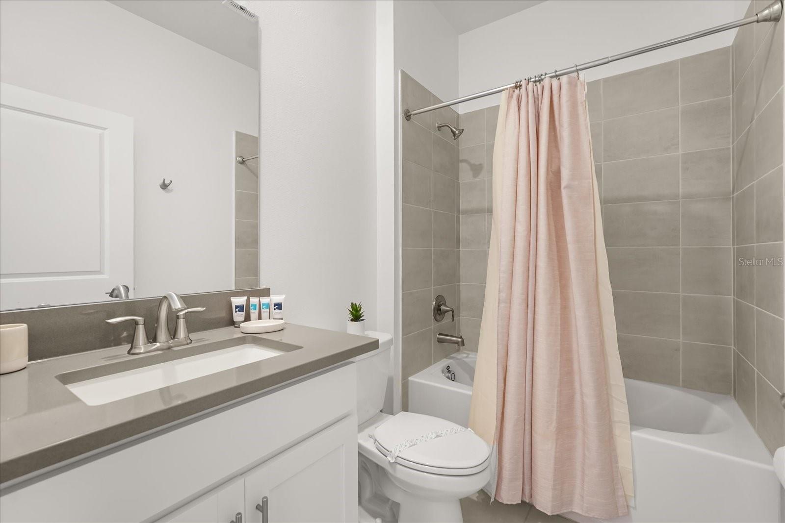 Image 33 of 52 For 8946 Play Through Drive