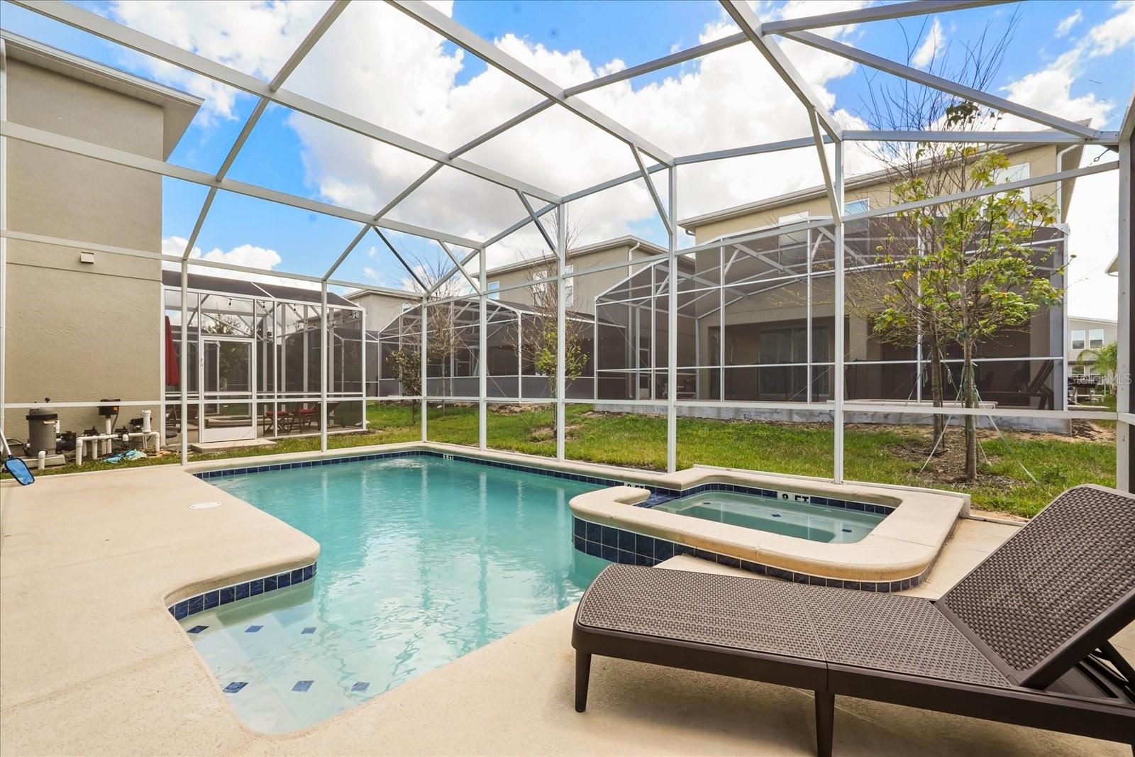 Image 38 of 52 For 8946 Play Through Drive