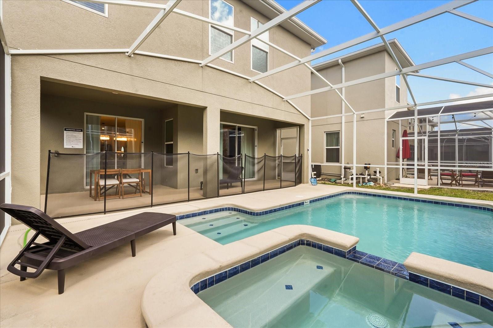 Image 39 of 52 For 8946 Play Through Drive