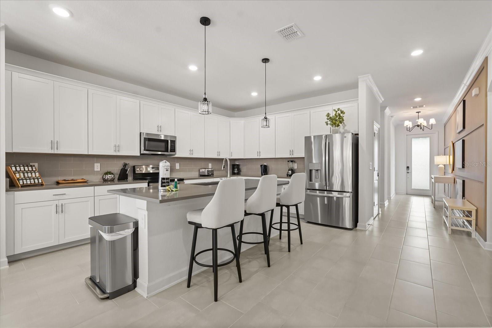 Image 7 of 52 For 8946 Play Through Drive