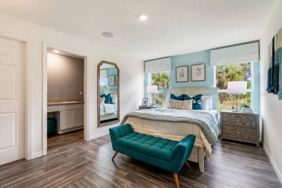 Image 4 of 6 For 6918 144th Lane