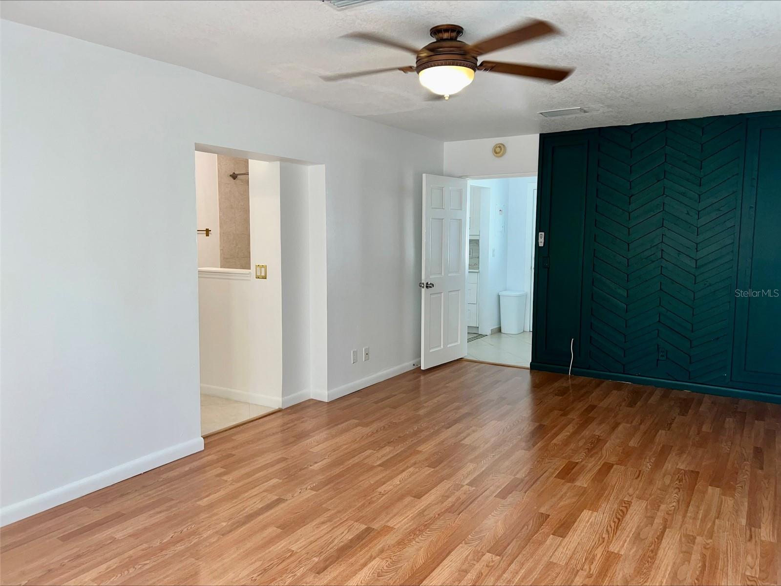 Image 16 of 22 For 1211 Lehigh Street