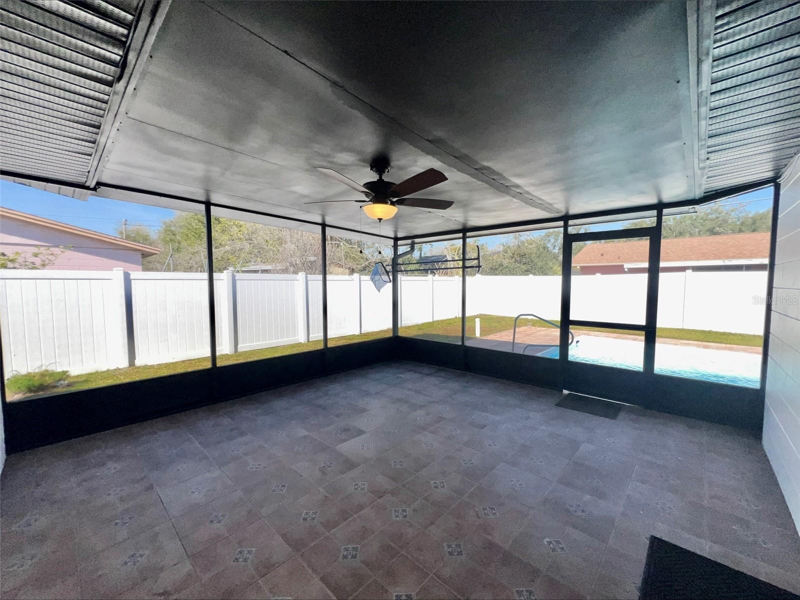 Image 17 of 22 For 1211 Lehigh Street