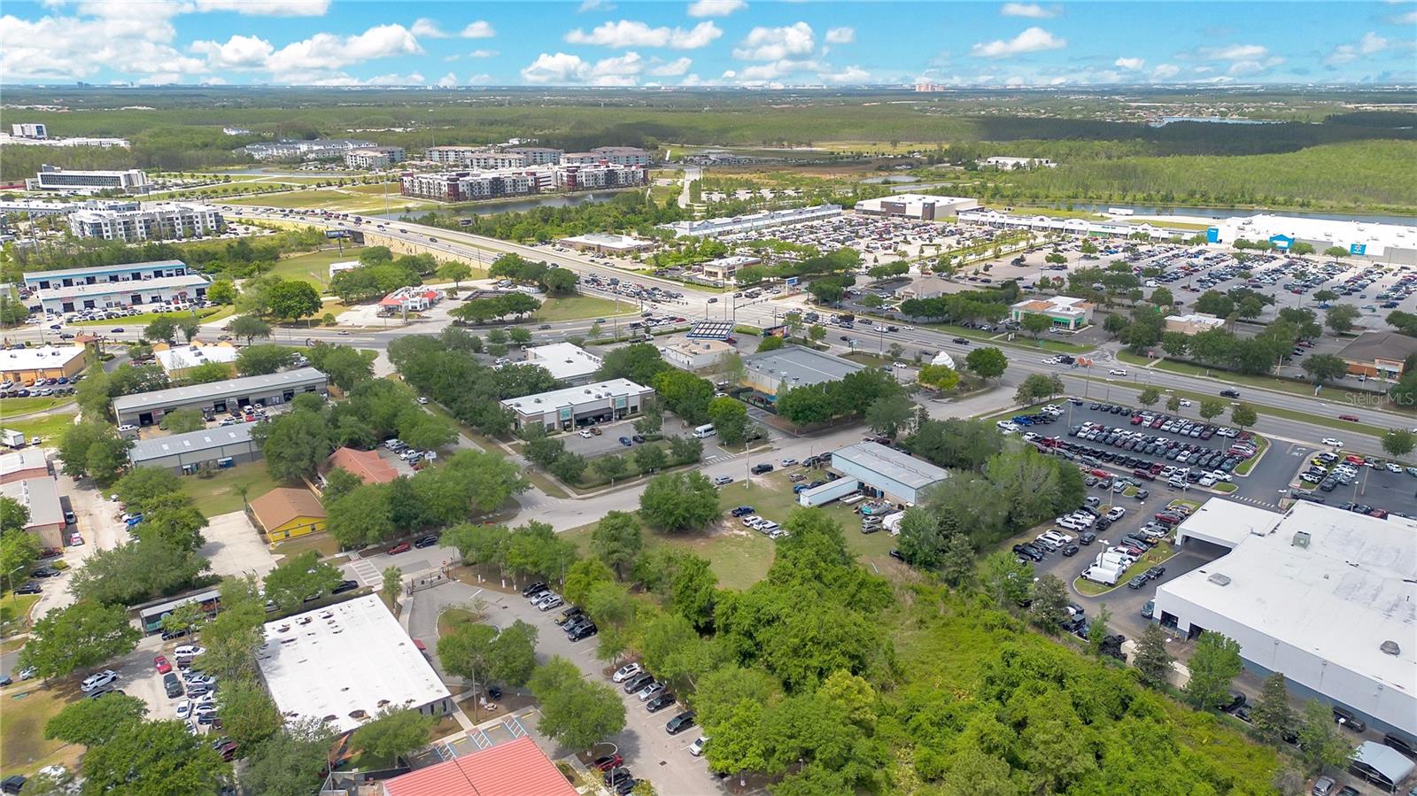 Image 12 of 21 For 0 Lions Court