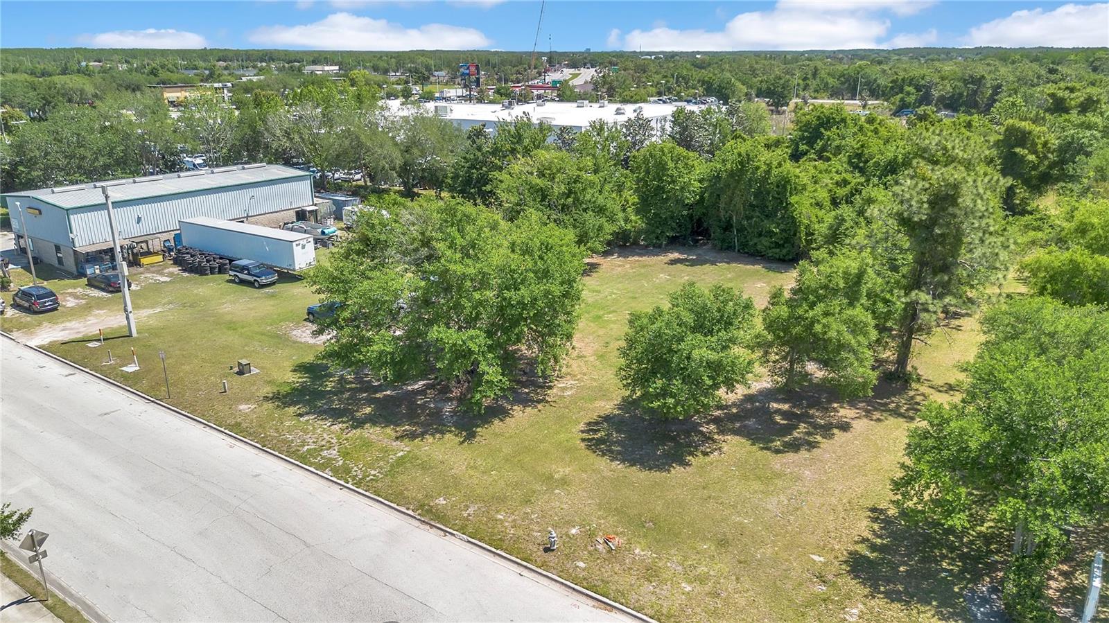 Image 19 of 21 For 0 Lions Court