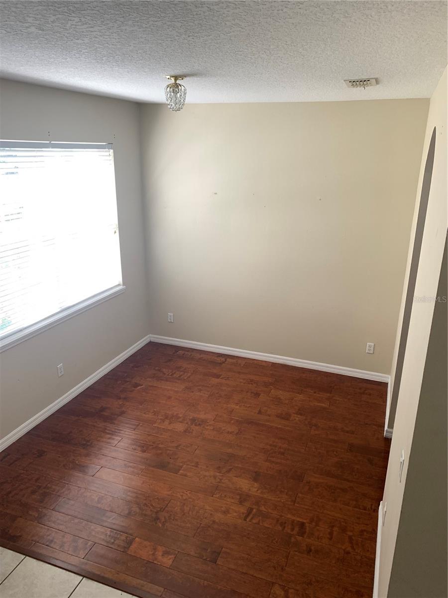 Image 4 of 9 For 2215 J Lawson Boulevard