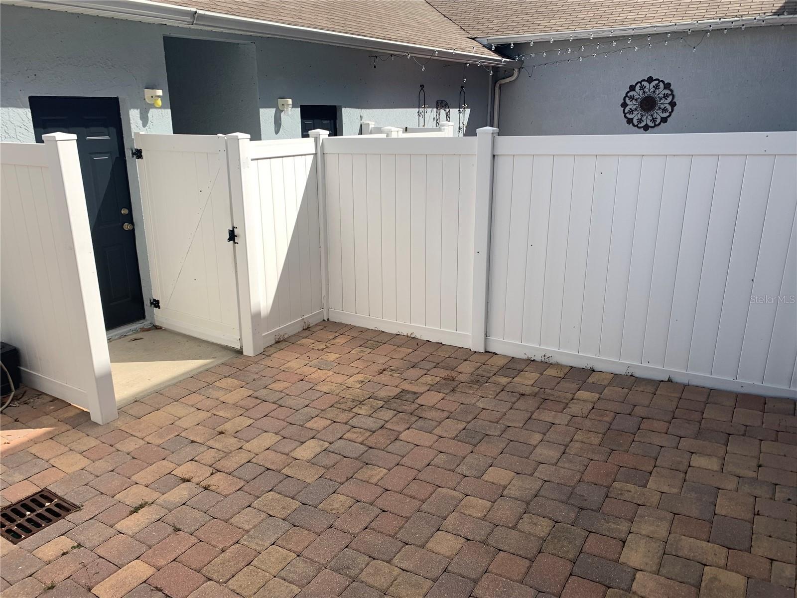 Image 6 of 9 For 2215 J Lawson Boulevard