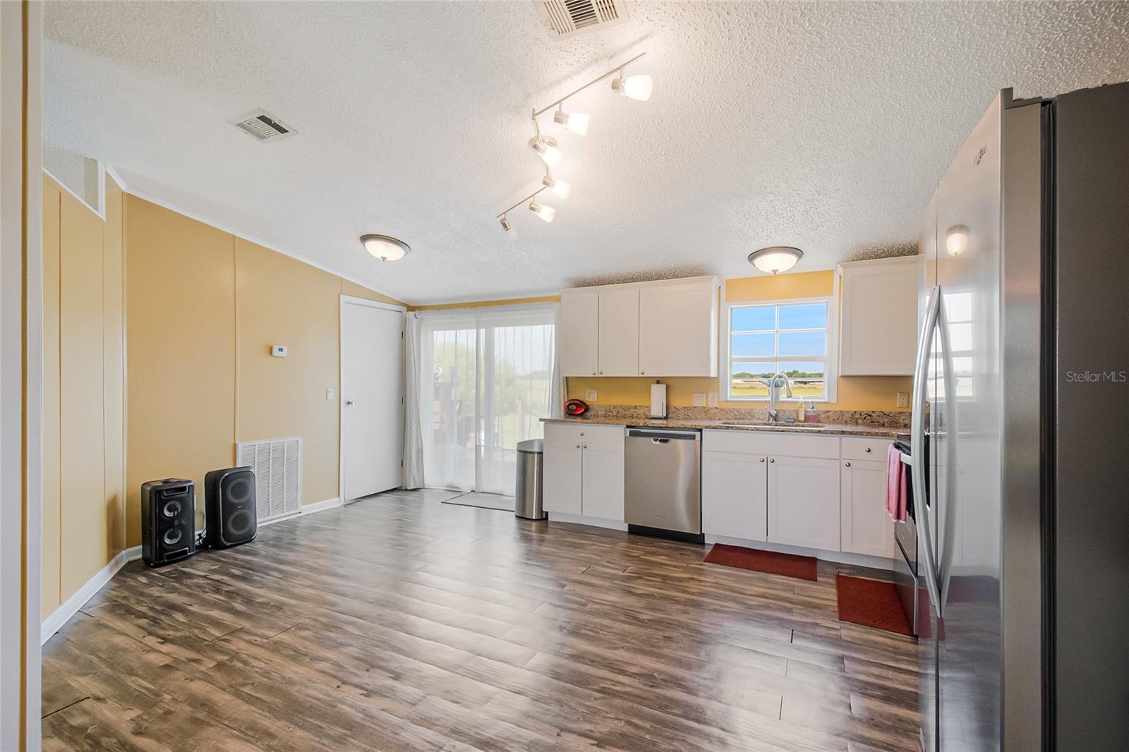 Image 16 of 35 For 4425 Roundup