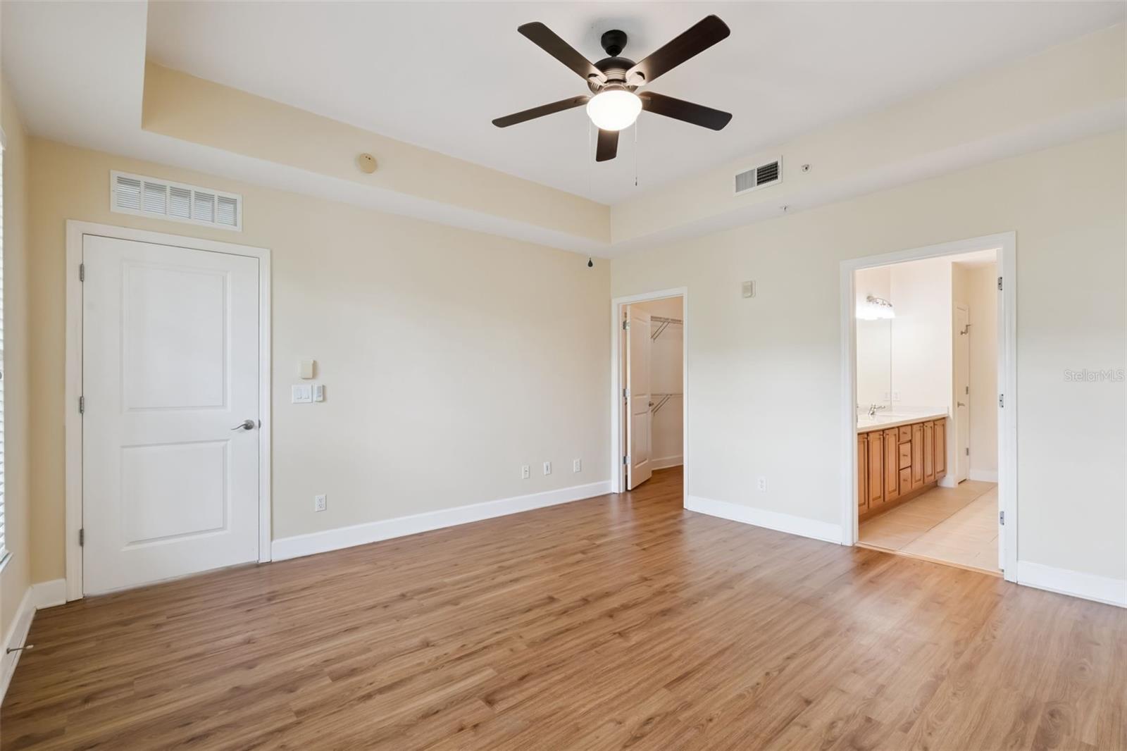 Image 24 of 38 For 1400 Celebration Avenue 305