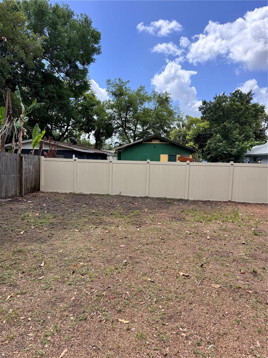 Image 32 of 36 For 1040 Randall Street