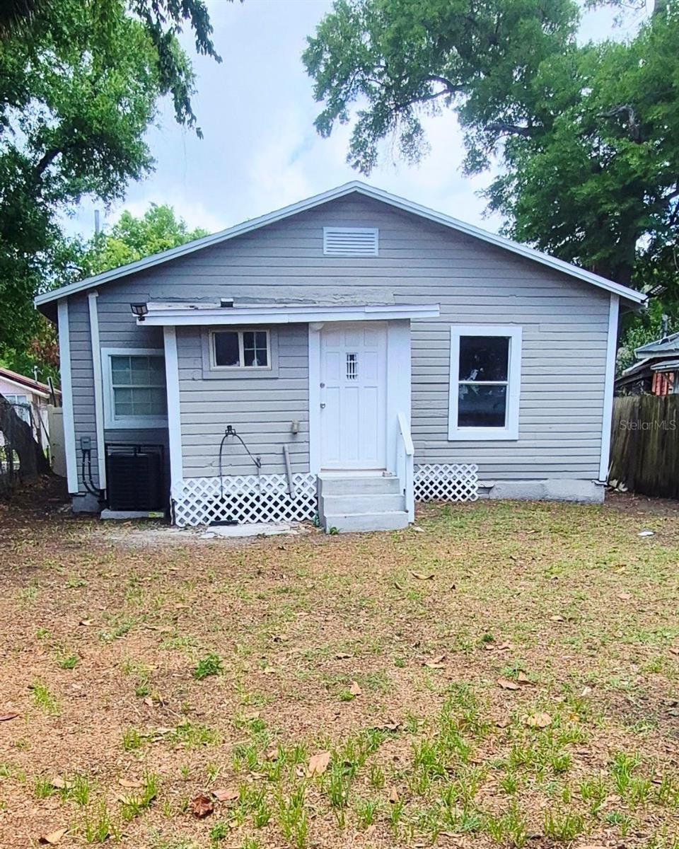 Image 35 of 36 For 1040 Randall Street