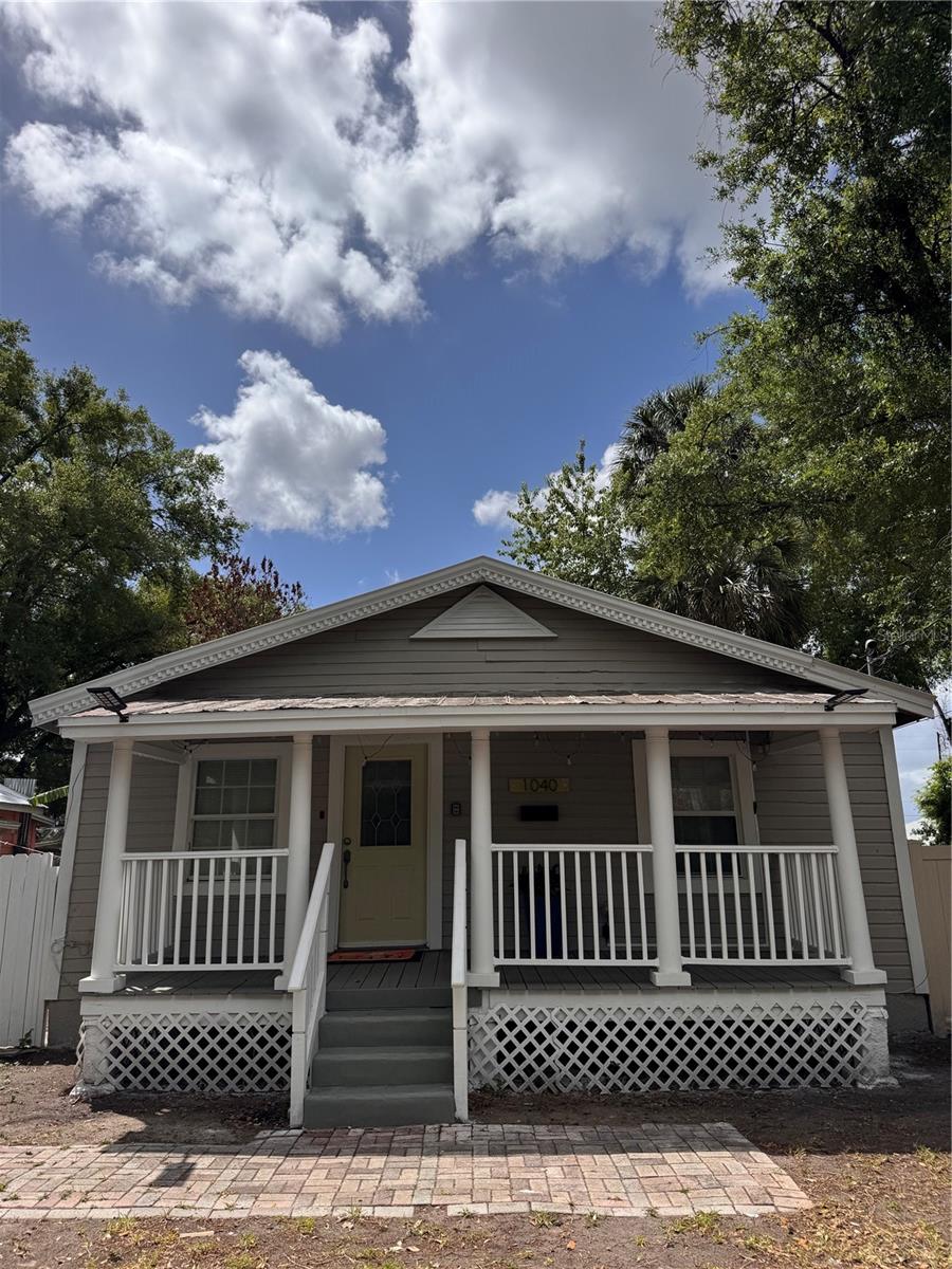 Image 4 of 36 For 1040 Randall Street