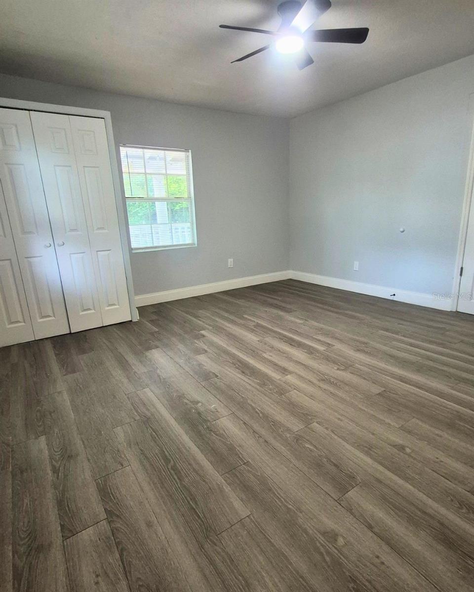 Image 7 of 36 For 1040 Randall Street